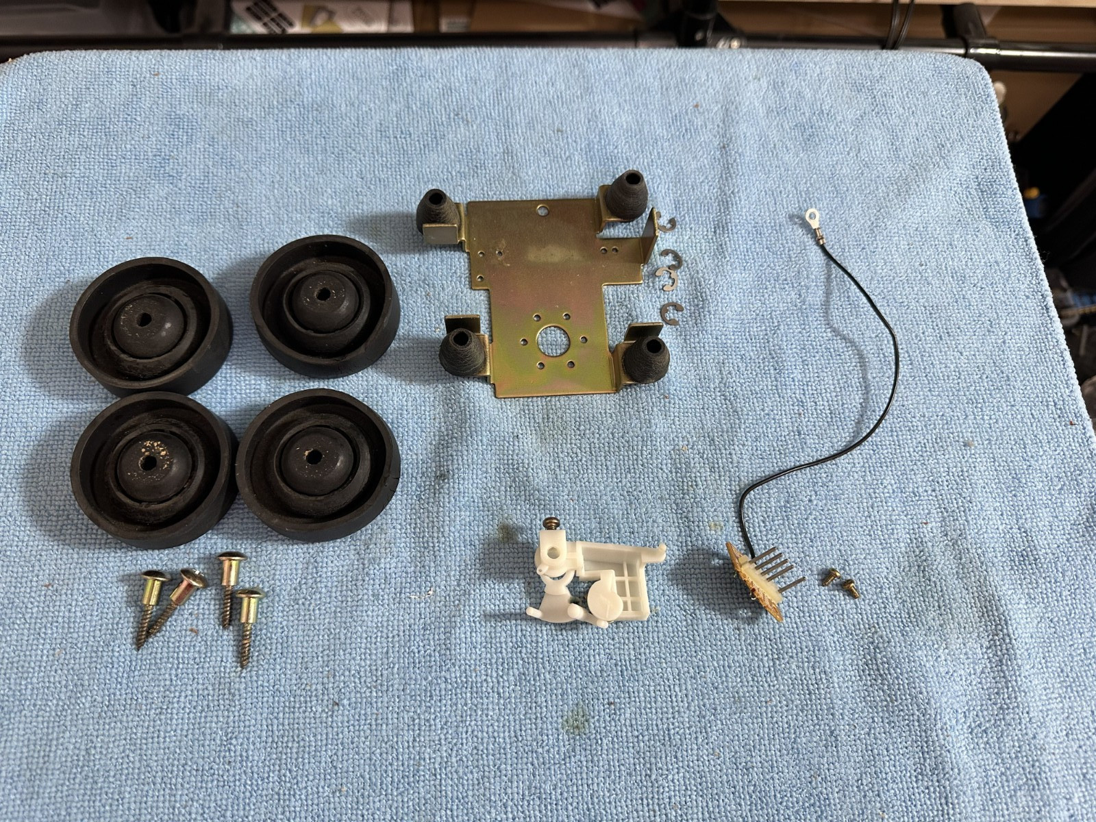 Pioneer PL-1050 PL-516 Vintage Turntable For parts original Parts Set