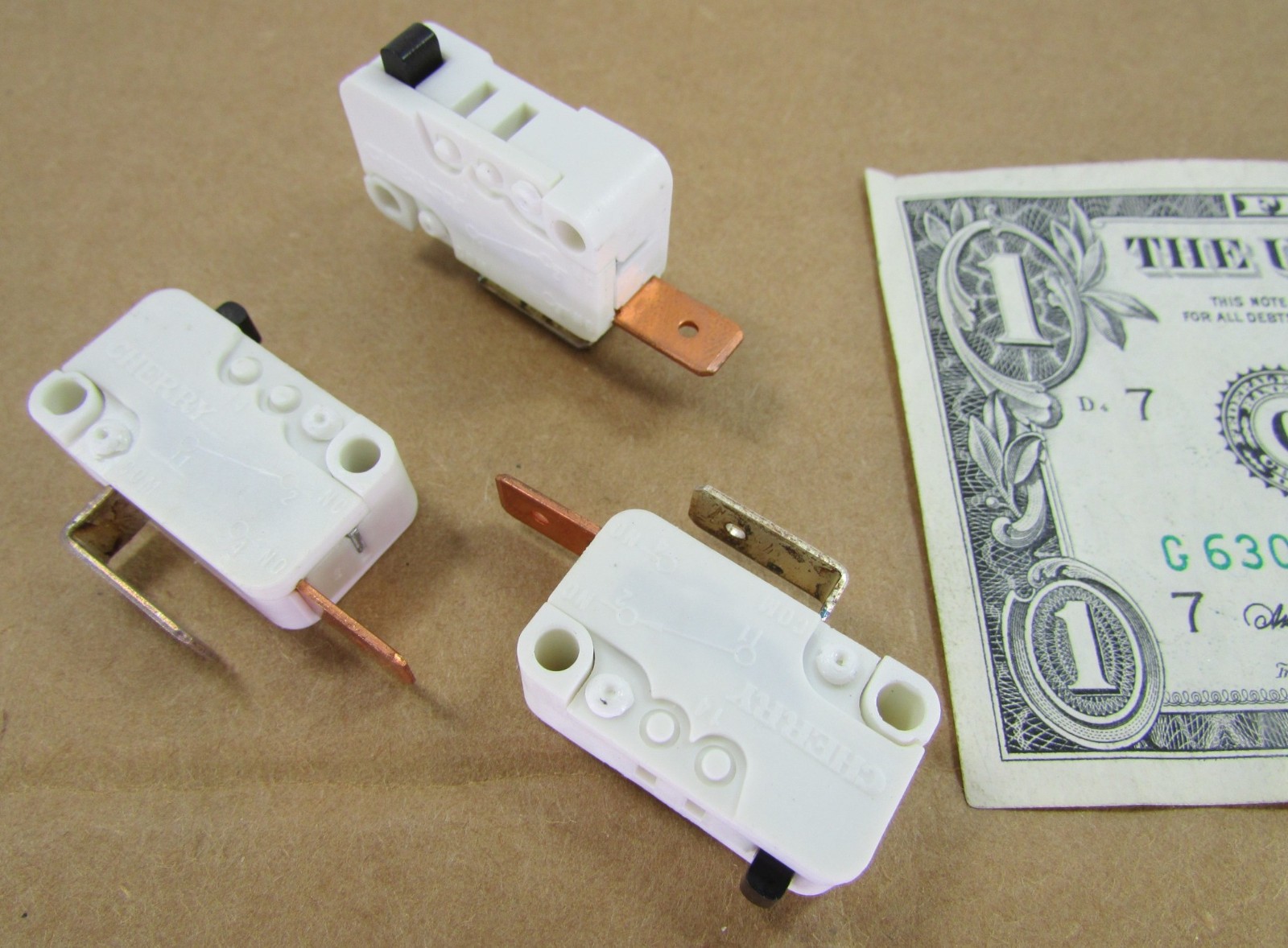 10 Cherry D4 Series Miniature Snap Action Switch 15A 125/250 VAC 1/4" Terminals