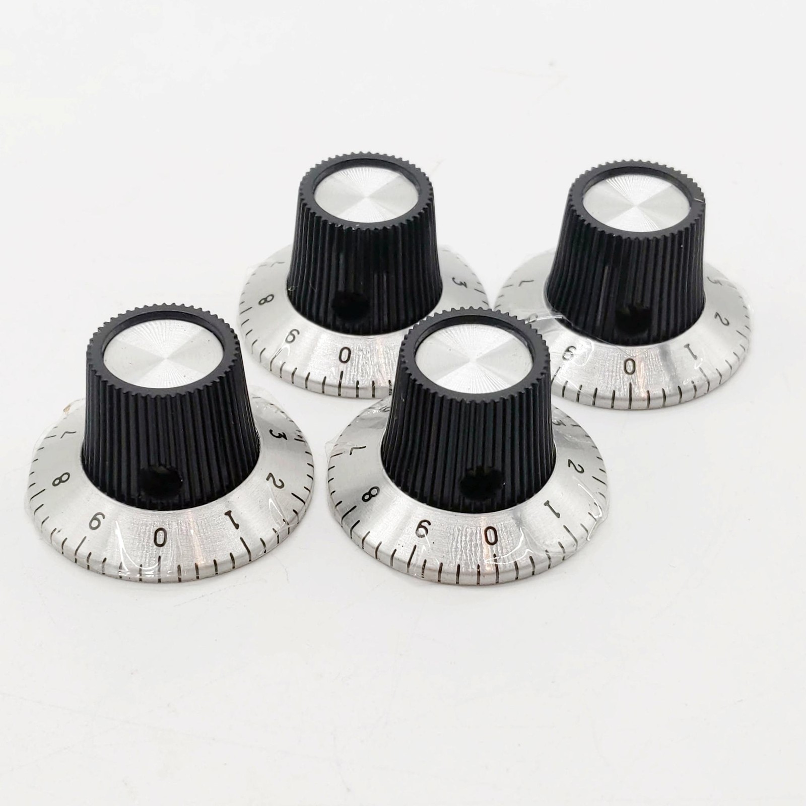 Philmore Communications Knobs #3020, Lot of 4