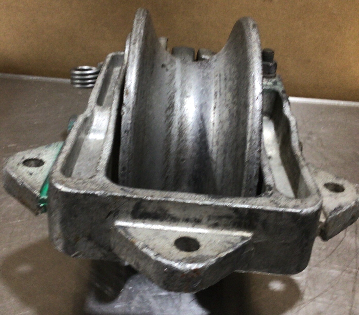 Vintage TSE Pulley . Item ID D22
