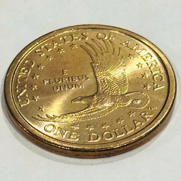 2000 P Sacagawea One Dollar Coin US Liberty Gold Uncirculated Philadelphia