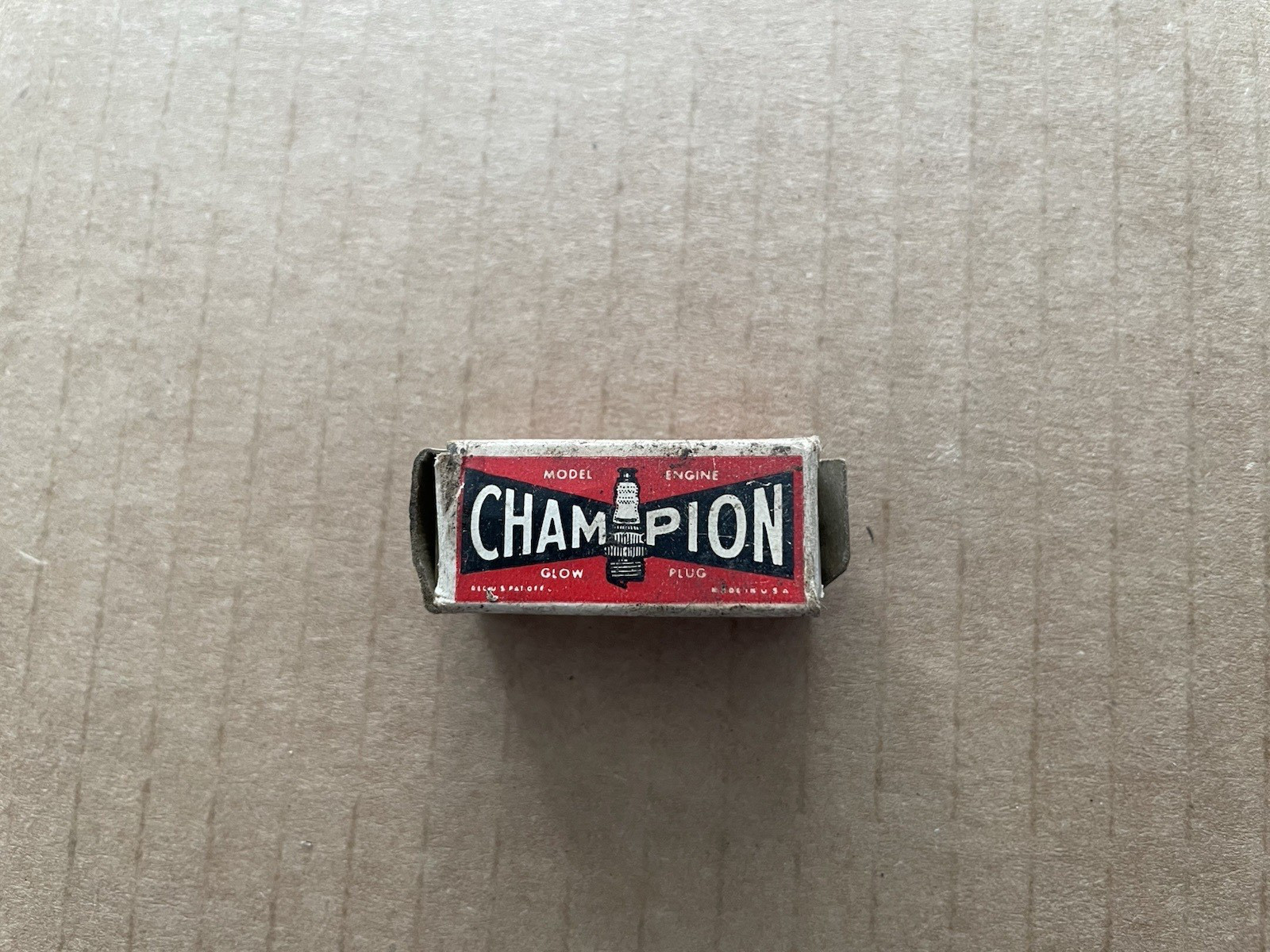 Vintage CHAMPION Glow Plug VG-2 (Box Only) Model Airplane Engine
