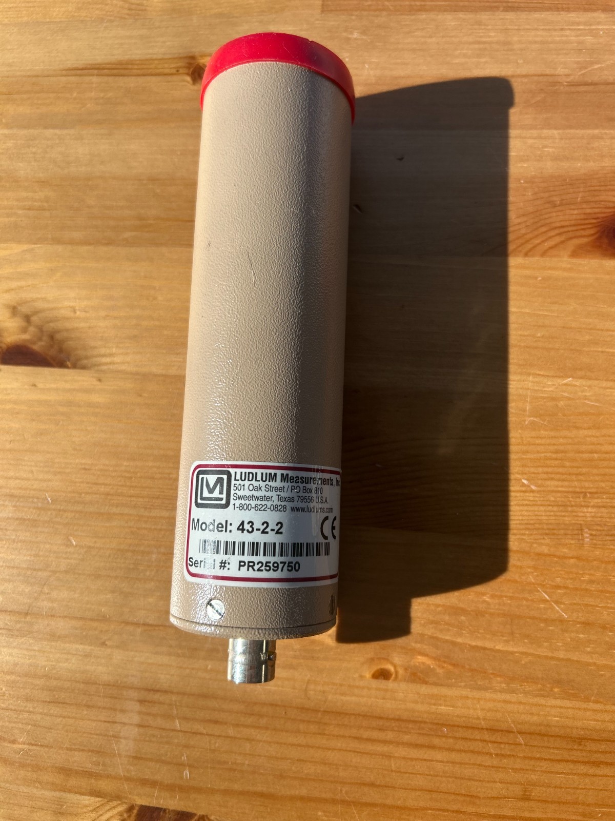 Ludlum 43-2-2 Alpha/Beta Zn(S)Ag Scintillator Radiation Probe CLEAN, WORKS, NEW