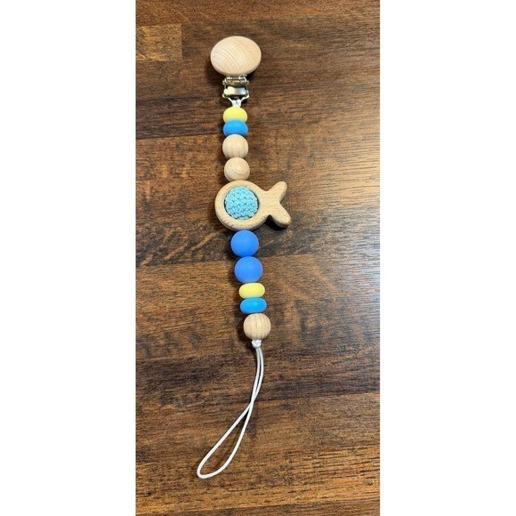 New hand made silicone bead pacifier holder, fish