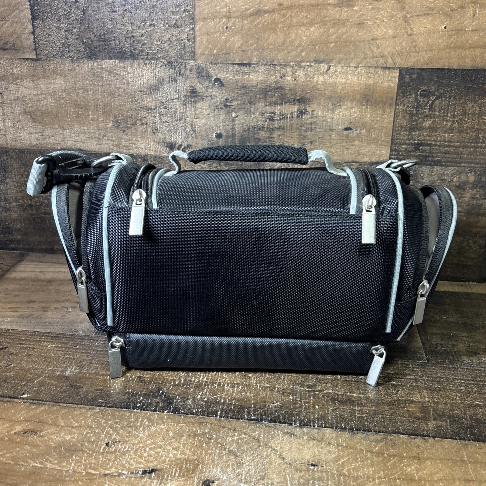 Kodak Portable Camera Bag with Shoulder Strap Multiple compartments Preowned