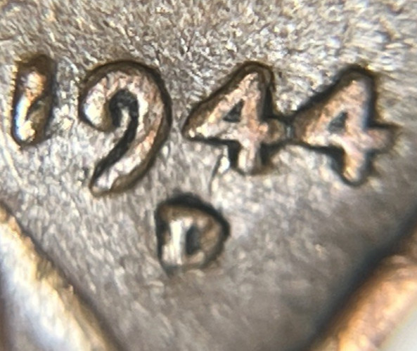 1944 D Wheat Penny Error 4 Touching 4 Date Error