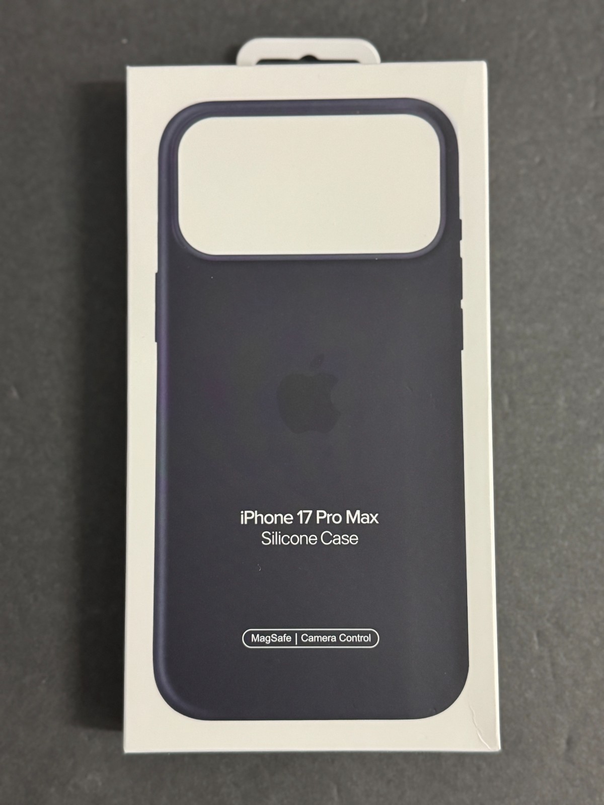 Genuine Apple Silicone Case MagSafe iPhone 17 Pro Max Pop-Up MagSafe Animation