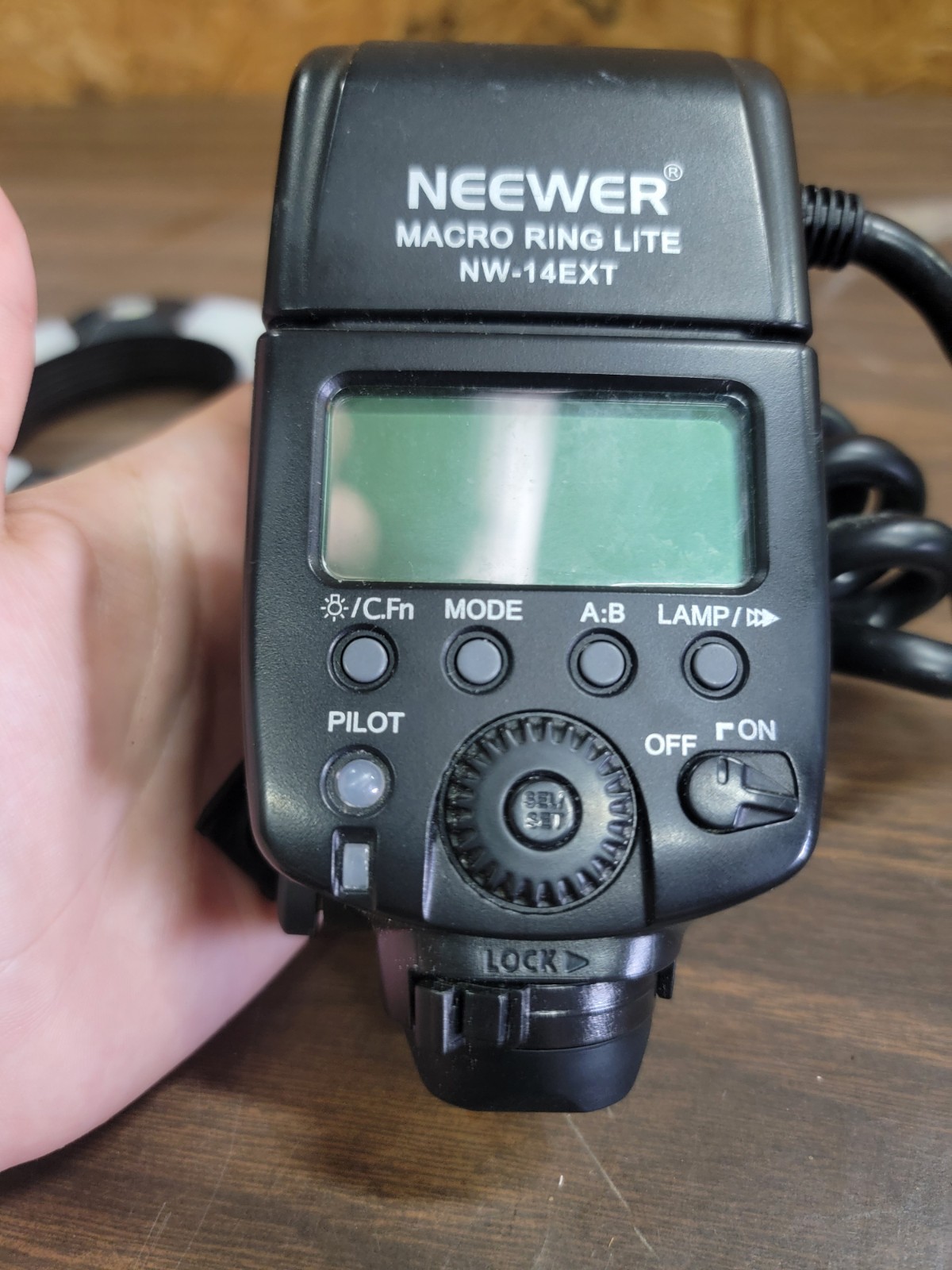 Neewer NW-14EXT Macro RingLite Flash for Canon SLR's