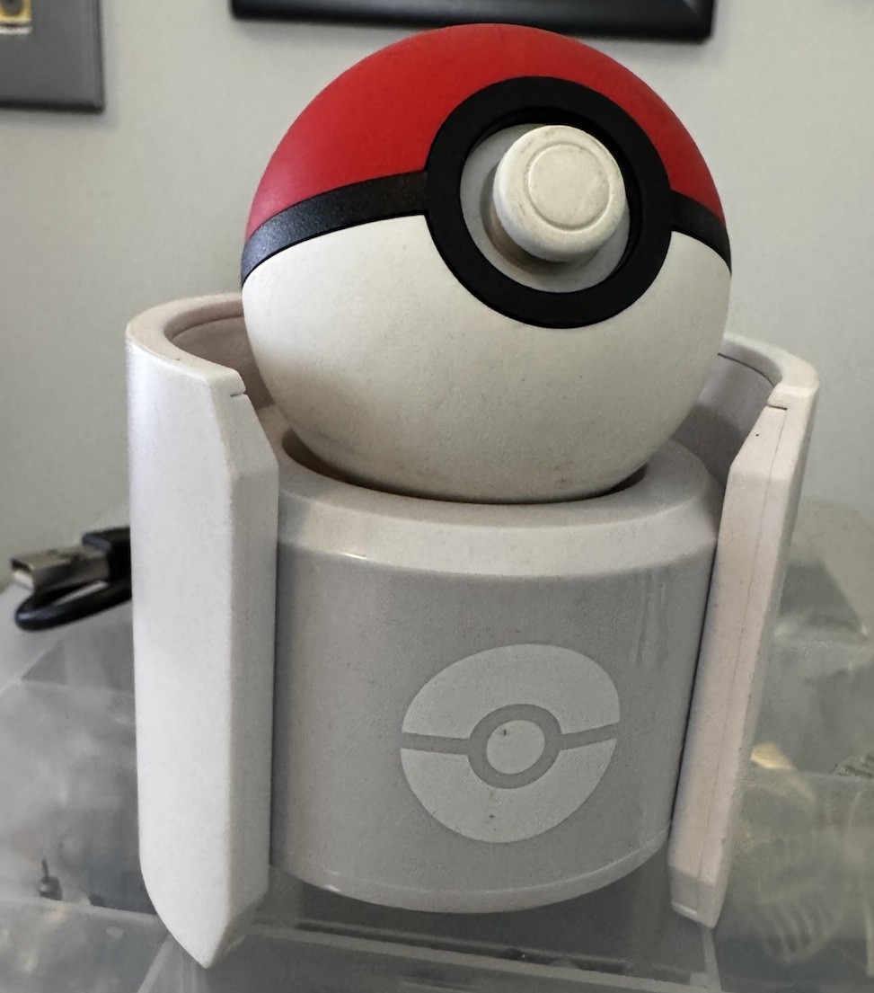 Hori Nintendo Switch Poke Ball Plus Charging Stand Pokémon Go! 2018 Pre Loved