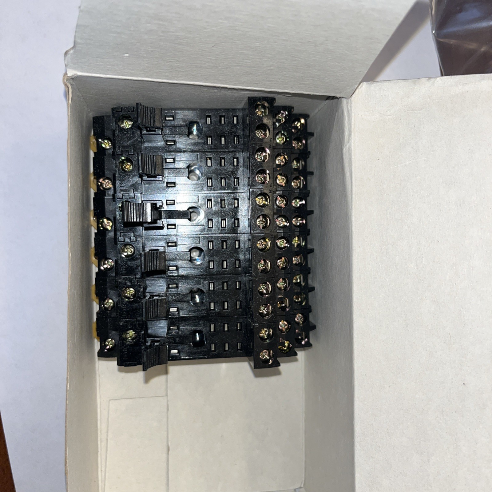 Allen Bradley 700-HN122 Relay Socket 700HN122