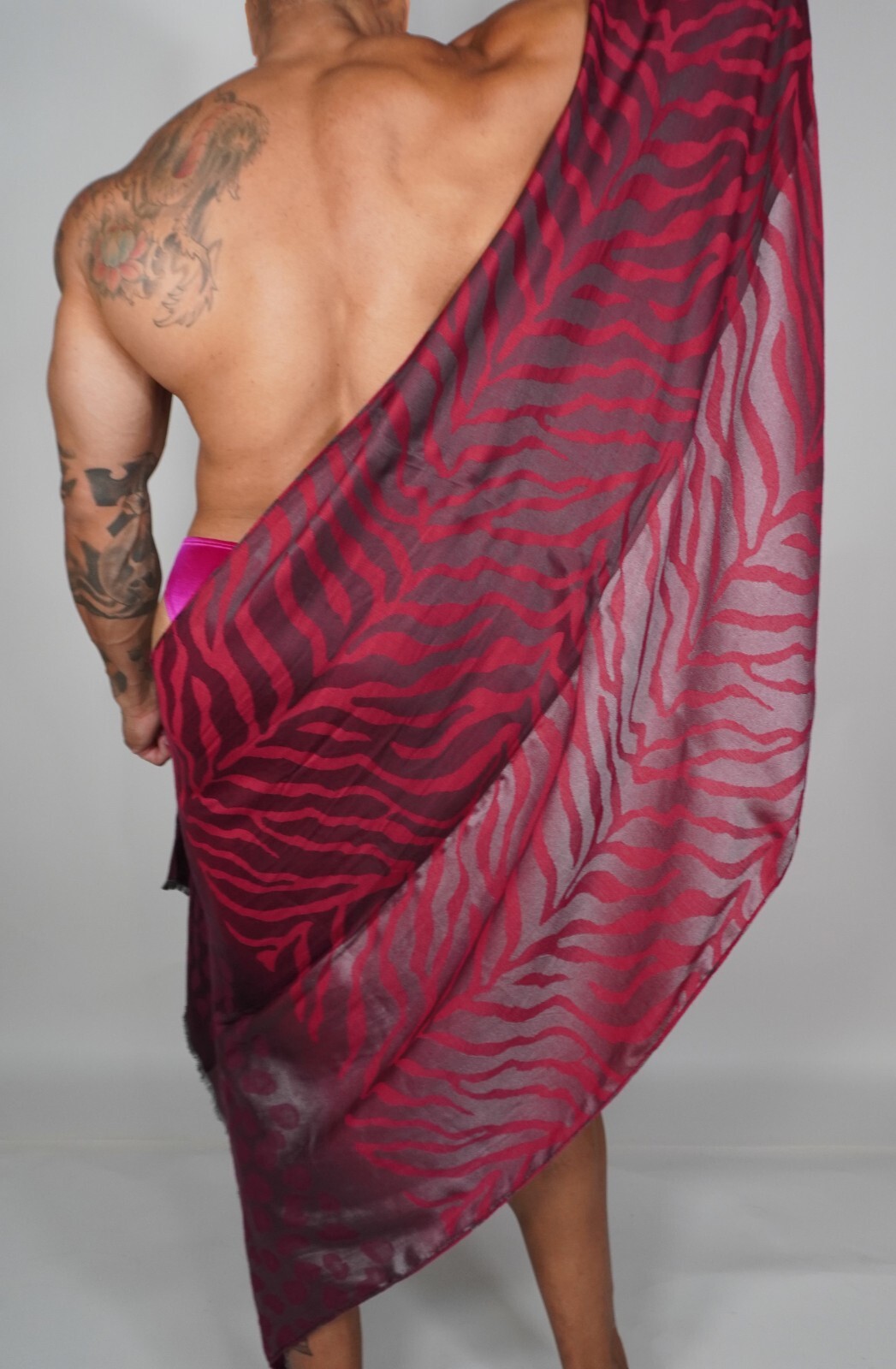 LARGE ANIMAL PRINT MULTICOLOR SCARF UNISEX