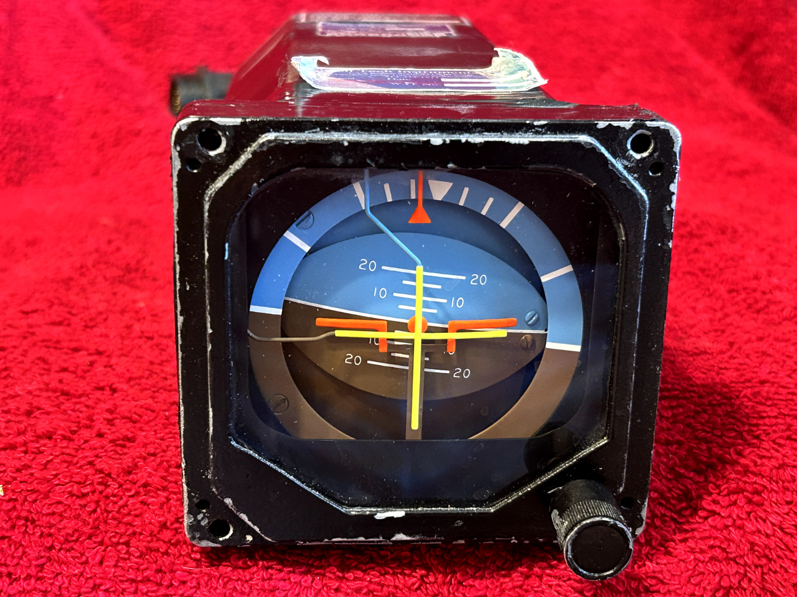 EDO-AIRE 1U367 ATTITUDE GYRO INDICATOR P/N 1U367-002-2