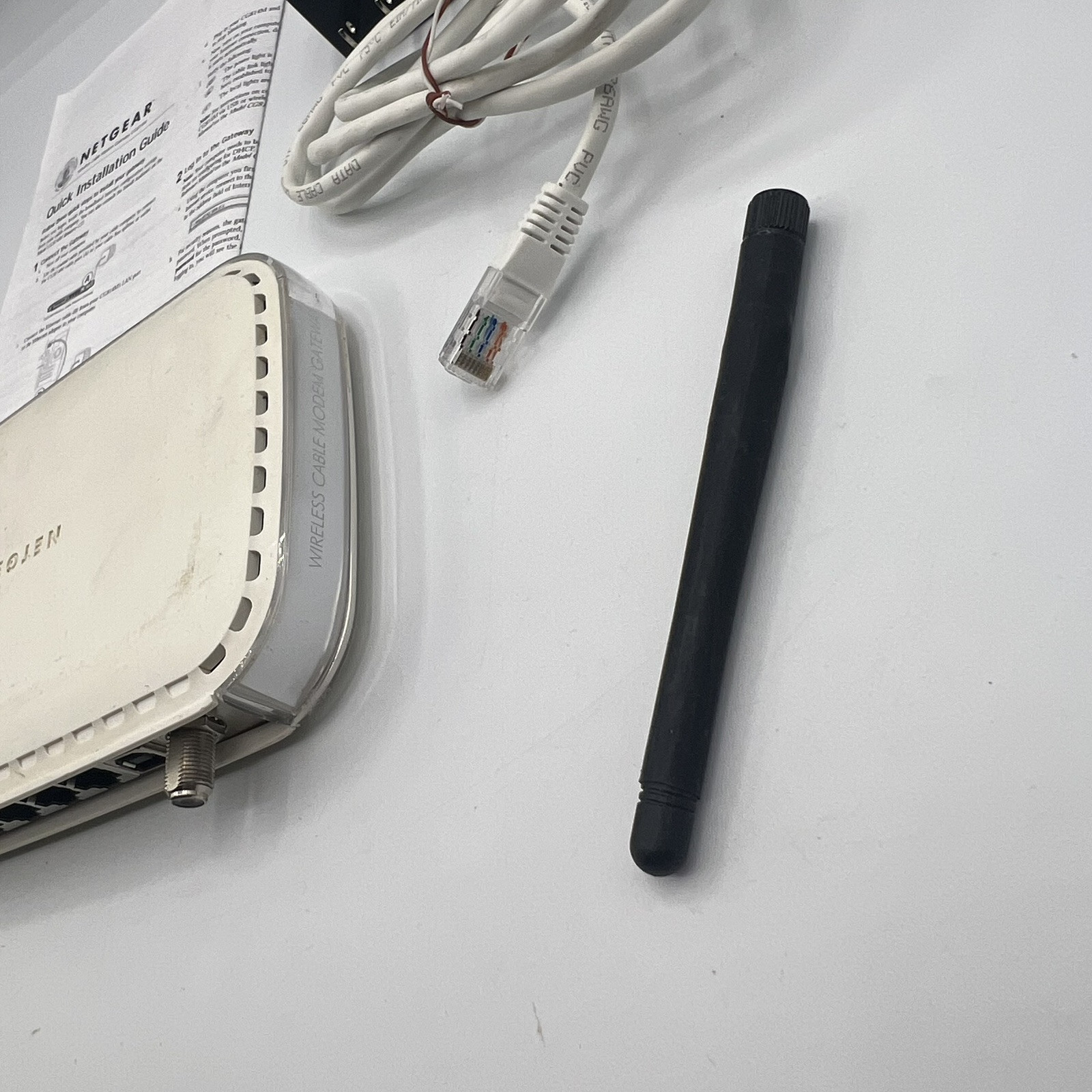Netgear Wireless Cable Modem Gateway Router CG814GCMR