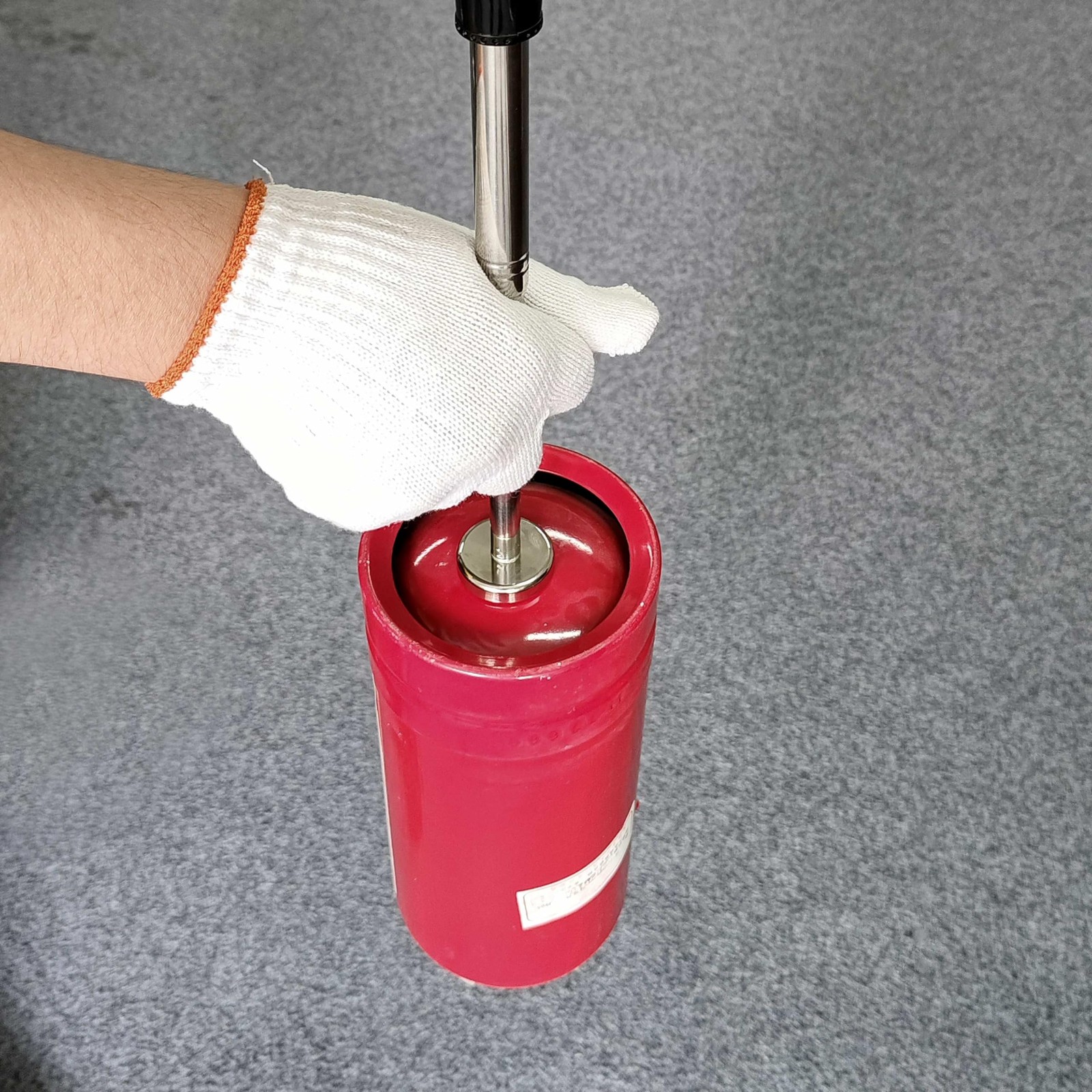 Magnetic Pickup Tool 41" Telescoping Retractable 35lb Suction for Easy Retrieval
