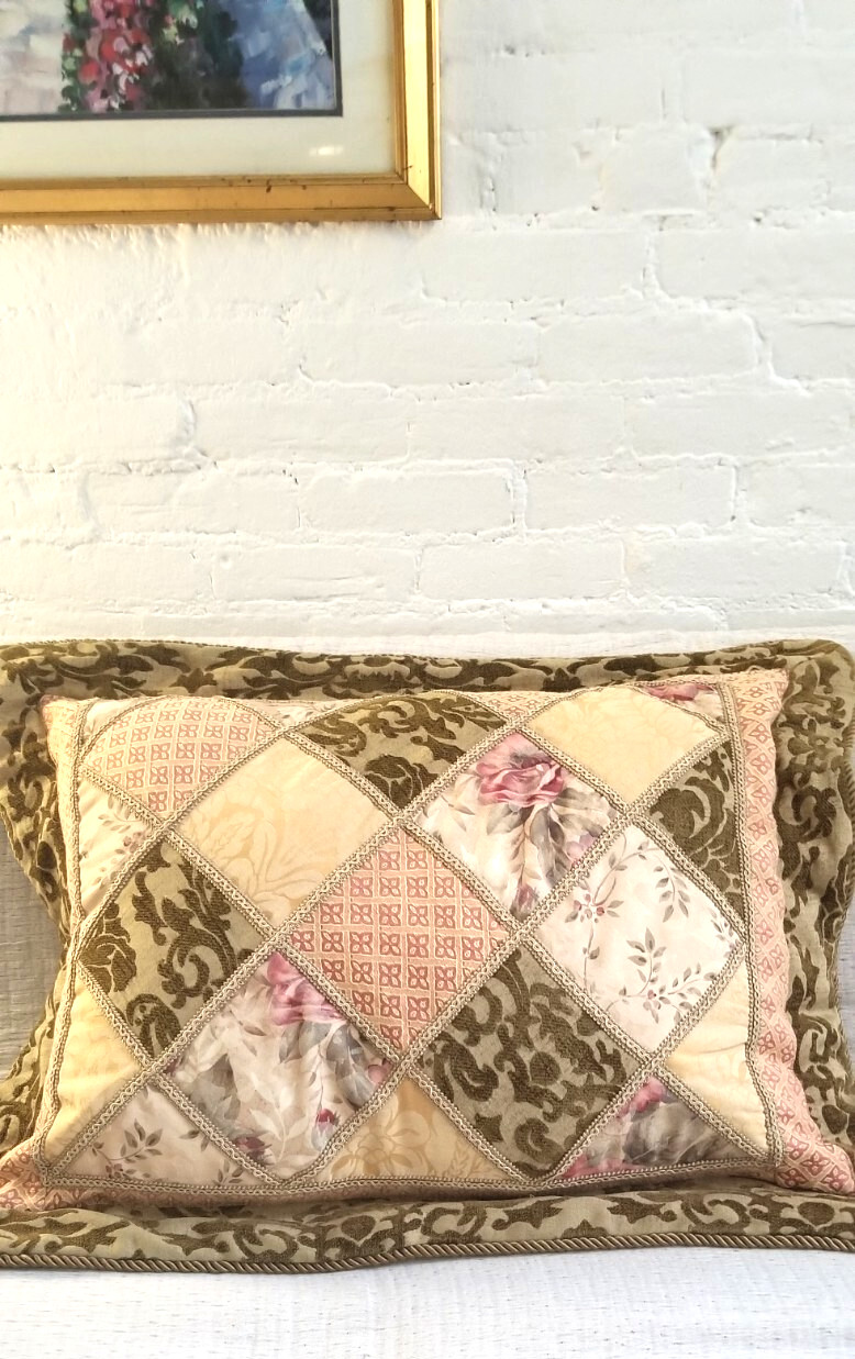 Timeless Luxury Croscill Embroidiered Floral Pillow Padded Shams 32×26 Set of 2
