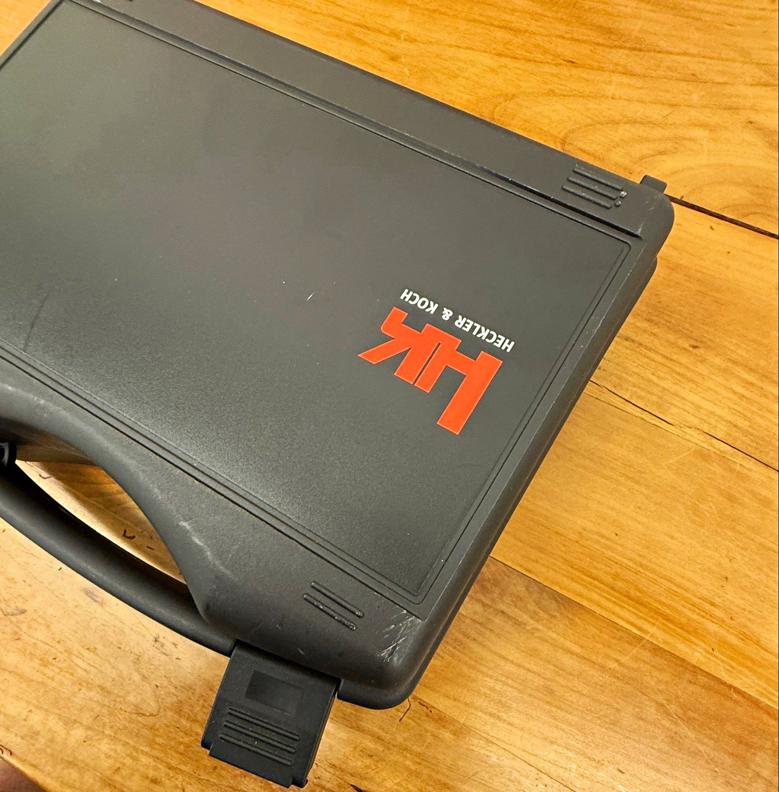 Heckler & Koch HK Hard Plastic Pistol Case w/ Foam, Black, Latches, 1 Gun