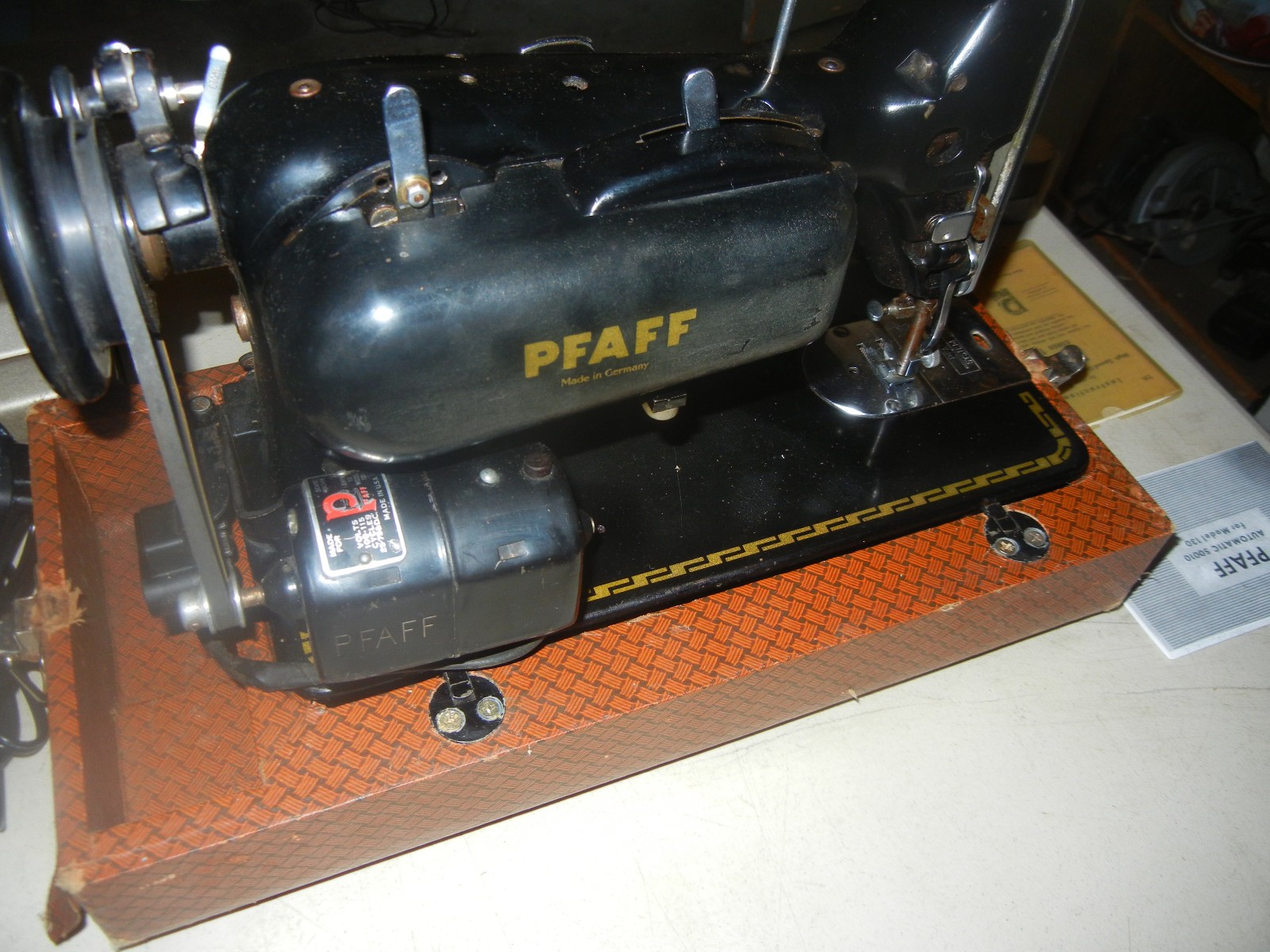 Pfaff 130 Sewing Machine with Programmer (Coffee Grinder)
