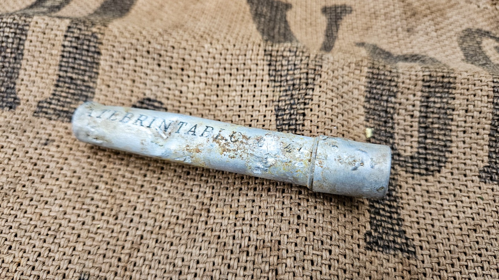 WW2 ORIGINAL GERMAN MEDICAL ATEBRIN ANTIMALARIAL TABLETS CONTAINER RELIC KURLAND