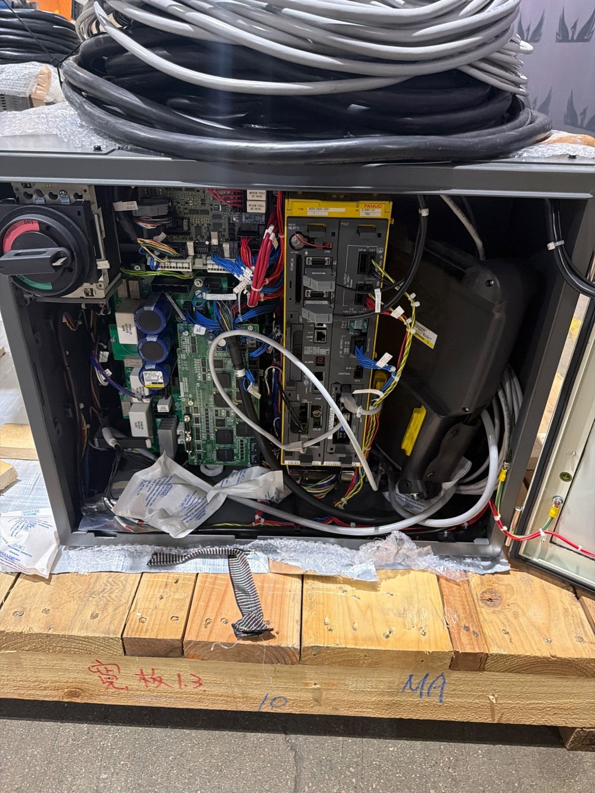FANUC M‑20iA/35M Complete with R‑30iB Plus Controller USED