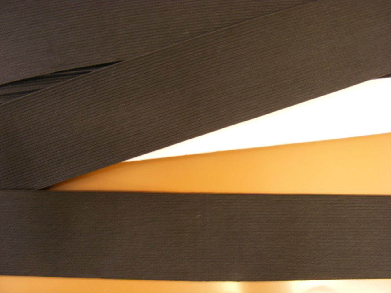 Elastic Black  Non Roll  50mm x 5 metres
