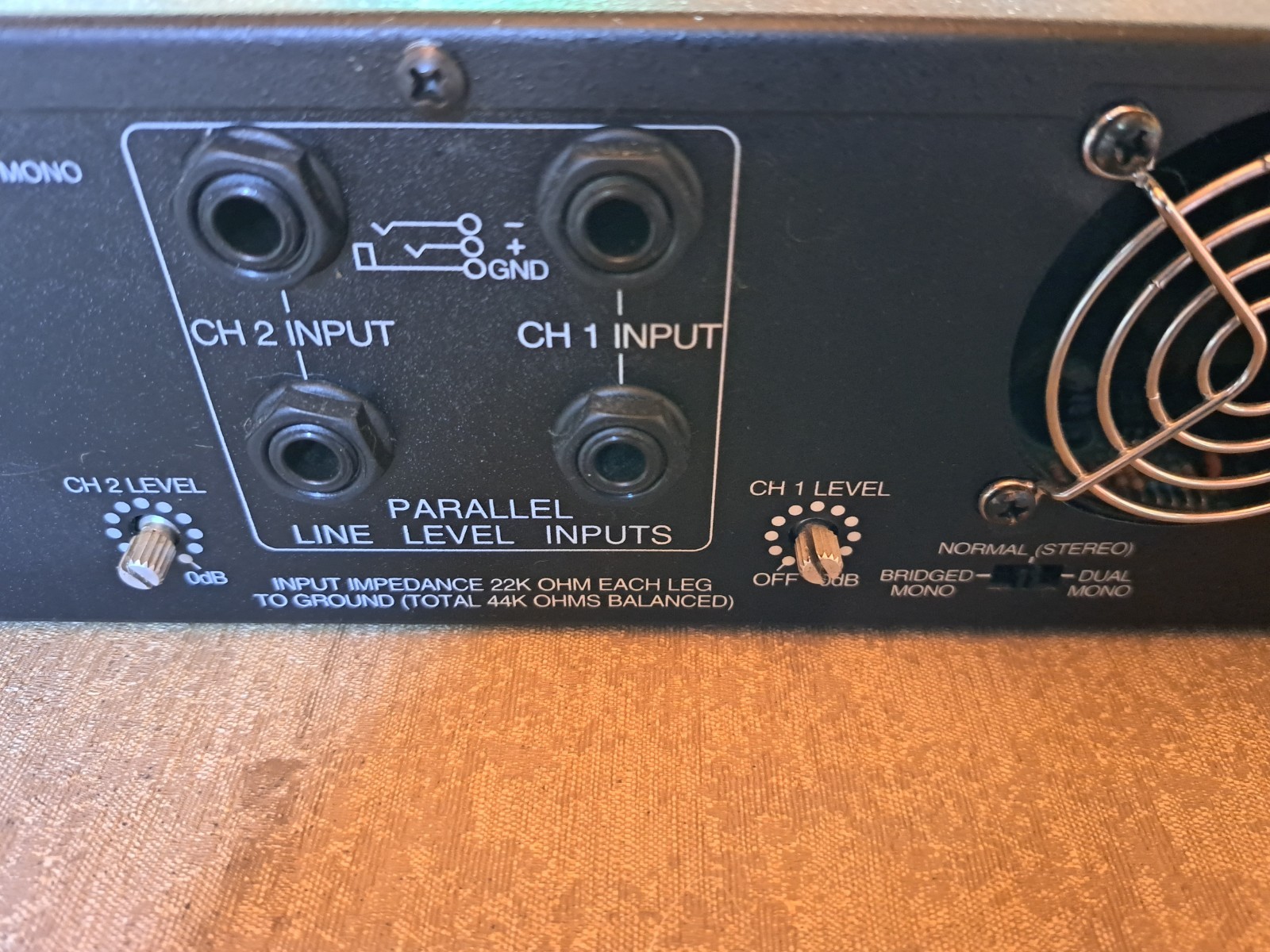Carver Power Amplifier PM420 - 2 Channel 100%
