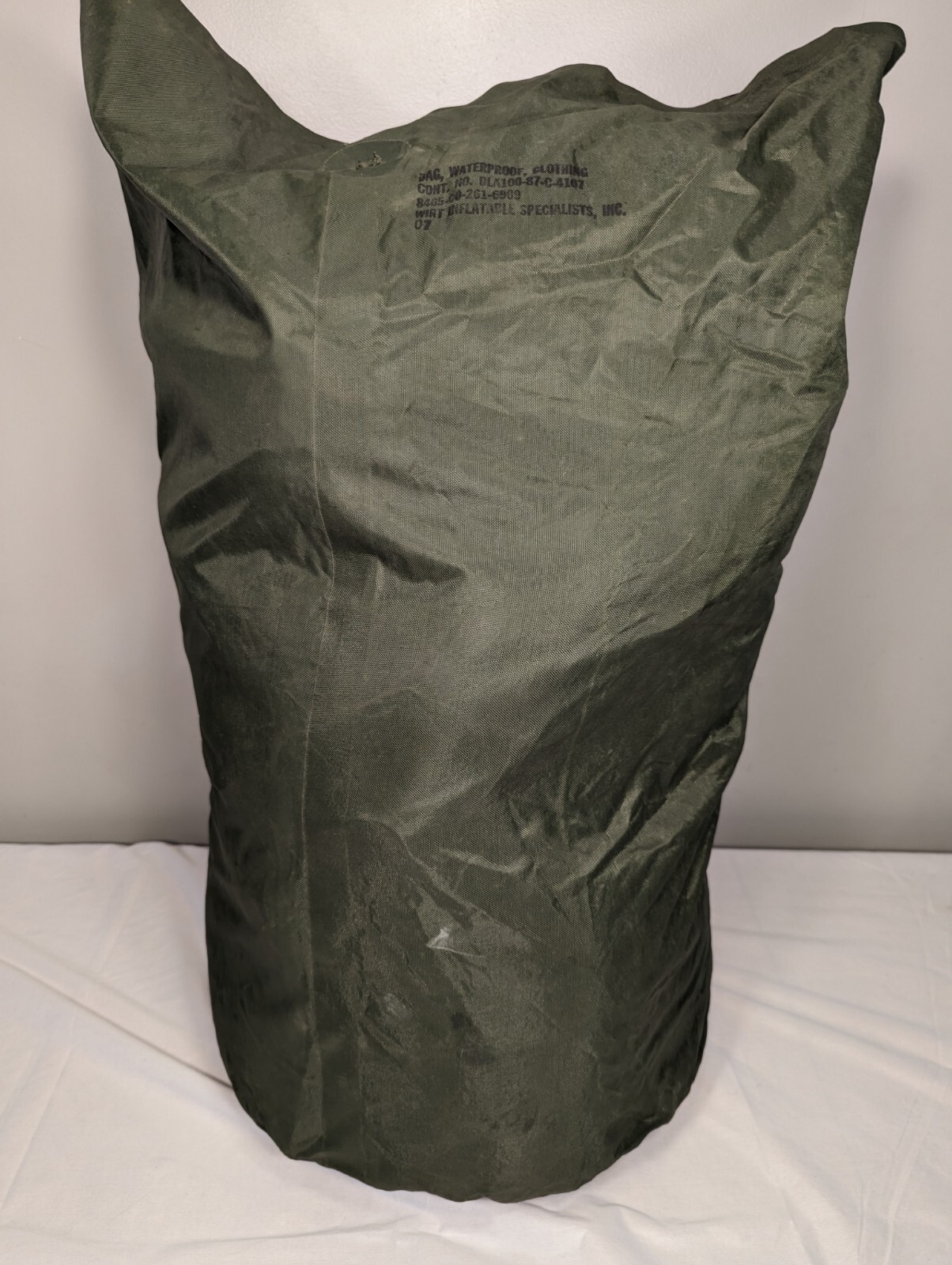 Waterproof Clothing Bag Military Green - NSN 8465-00-261-6909 wet weather bag