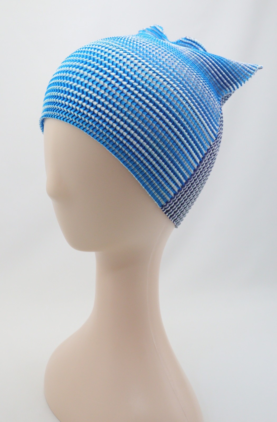 Authentic ISSEY MIYAKE Pleats (t.) Blue Cap ISSEY MIYAKE 014 6373