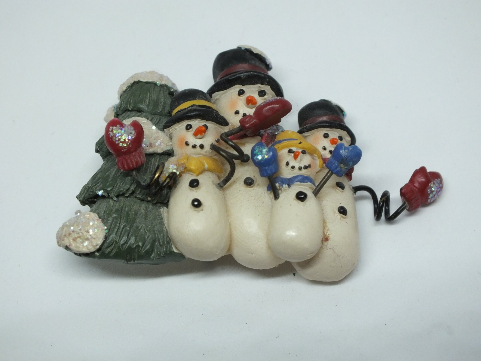 Beautiful Brooch Pin Christmas Snowman Family Tree Resin Enamel 3 x 2" CUTE