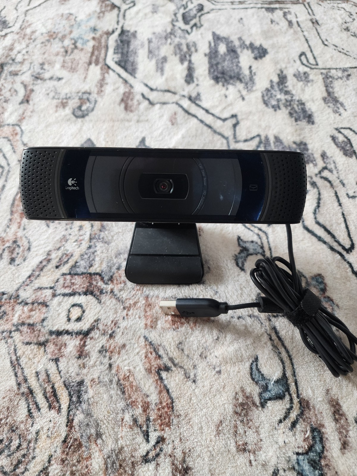 Logitech HD Pro Webcam B990 5 Megapixel USB 2.0 HD Webcam