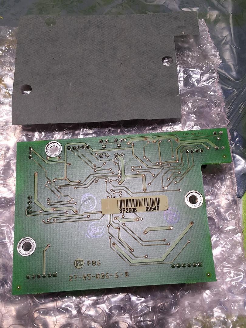 UNIVERSAL INSTRUMENTS 558A-011B / 558C-001 CONTROLLER CIRCUIT BOARD