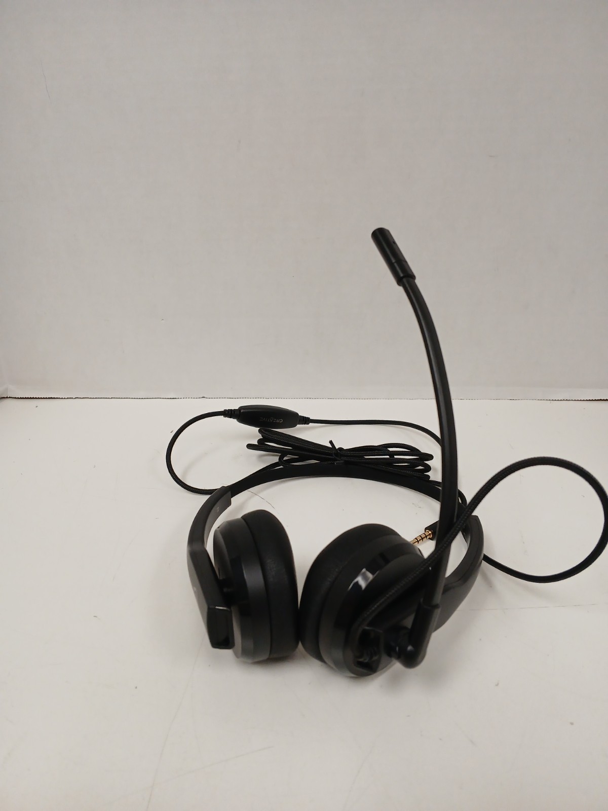 Creative Labs HS-230 Headset With Noise Cancelling Microphone