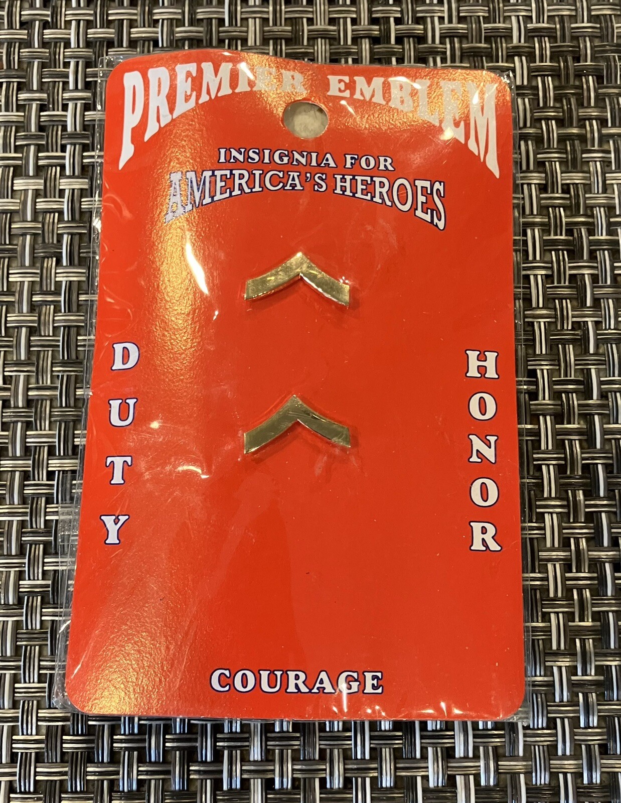 PREMIER P300 SET OF 2 PRIVATE CHEVRON INSIGNIA RANK ROTC MILITARY GOLD COLOR