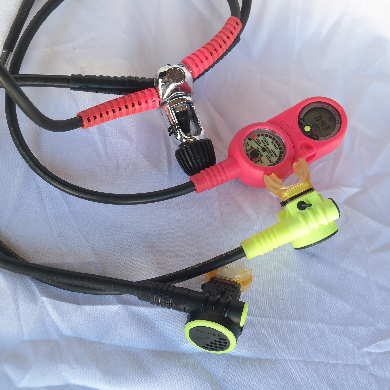 US Divers MICRA Regulator set W/ Octopus & DATAPRO DS 3 Computer Excellent