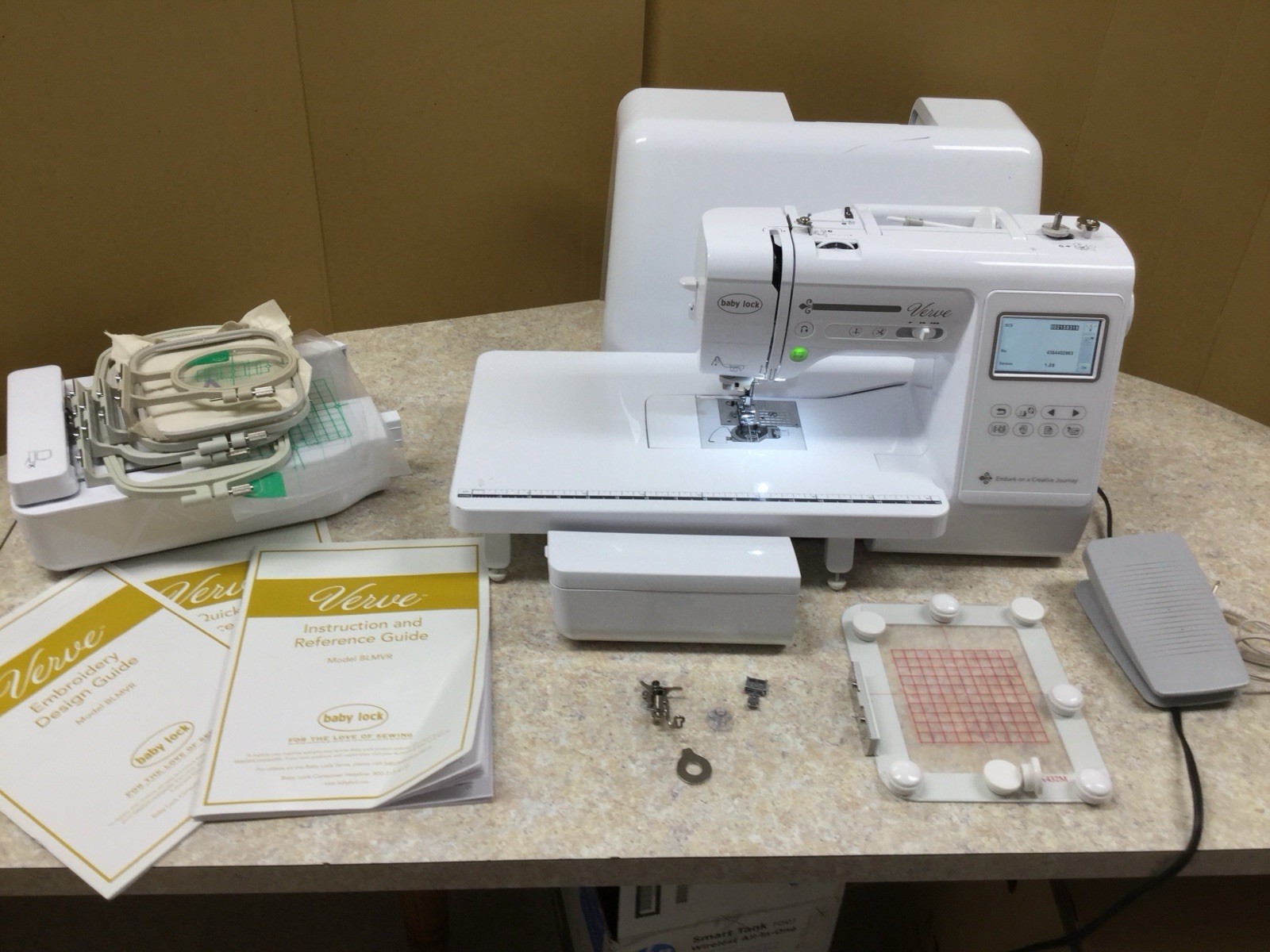 Baby Lock Verve BLMVR Sewing & Embroidery Machine