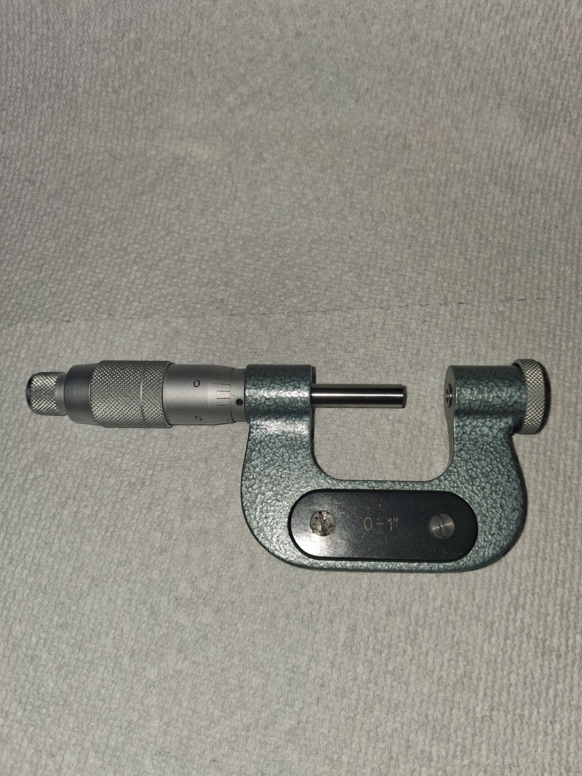 TESA 0-1 THREAD MICROMETER, 7 Anvils Wooden box