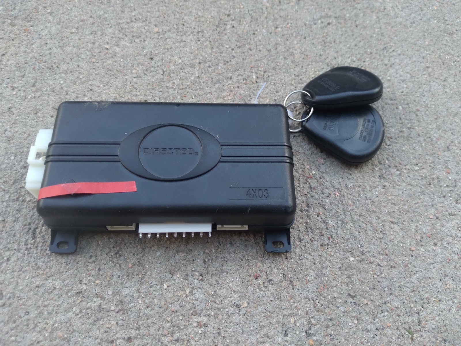 Directed Electronics Automotive Remote Start System Control Module W 2 Keyfobs