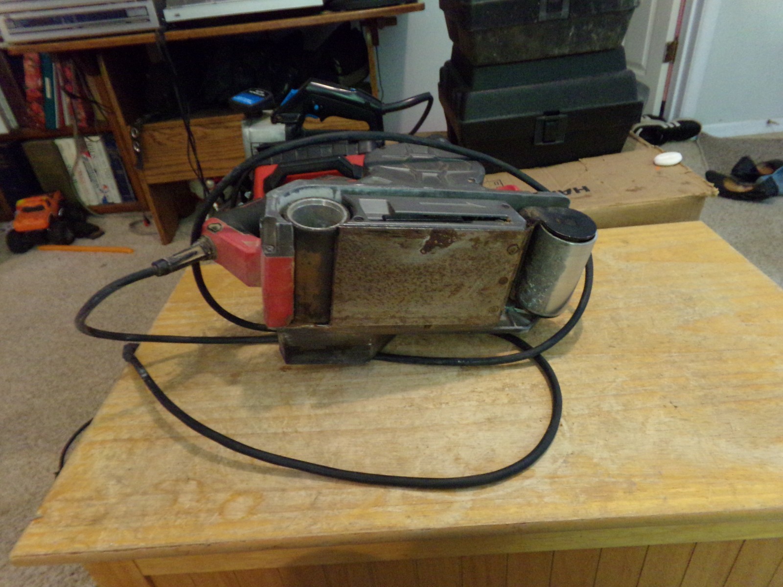 BAUER 10 Amp, 4 in. x 24 in. Variable-Speed Belt Sander 1816E-B