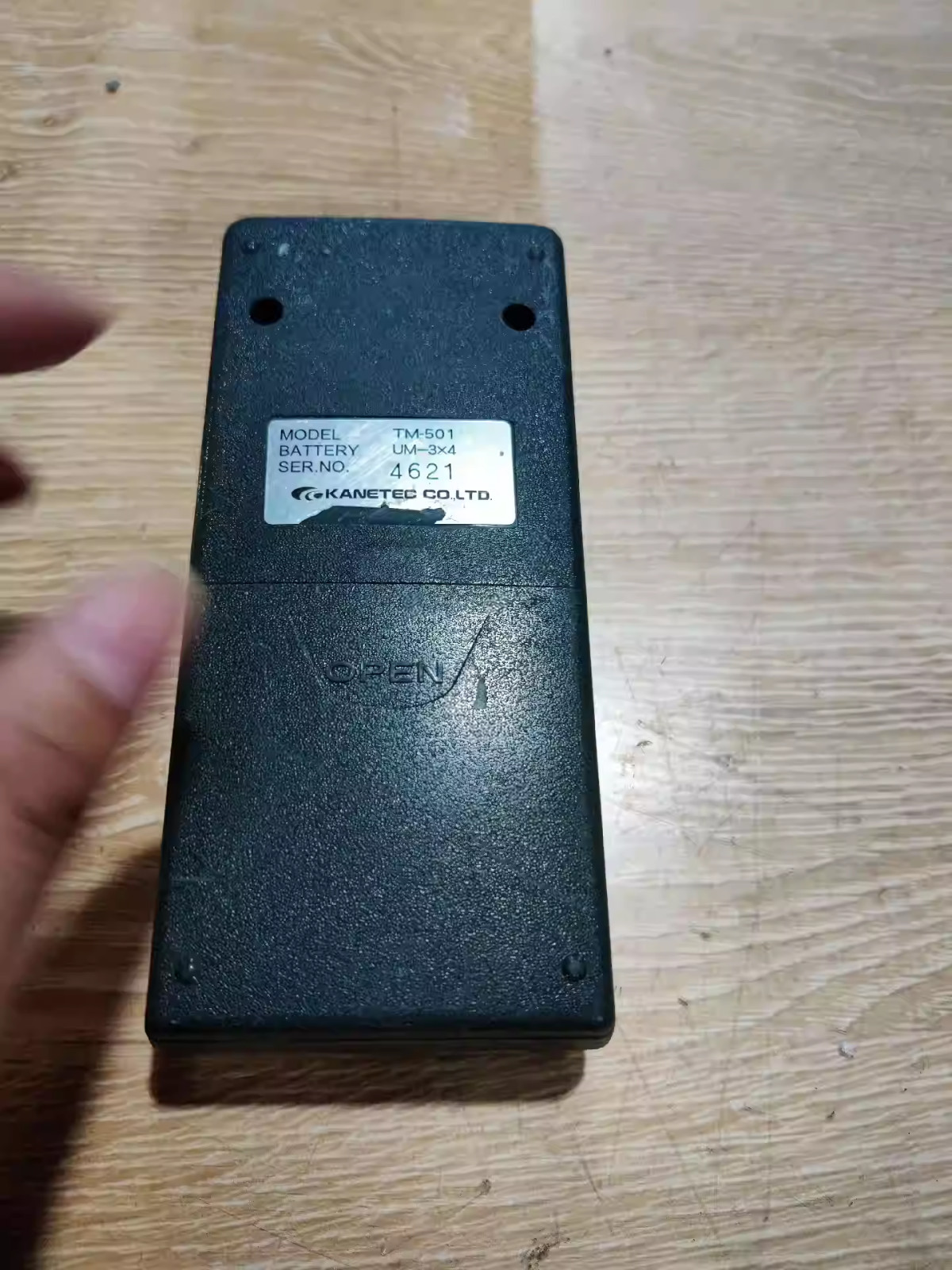 1 Pcs KANETEC TM-501 Gauss meter//