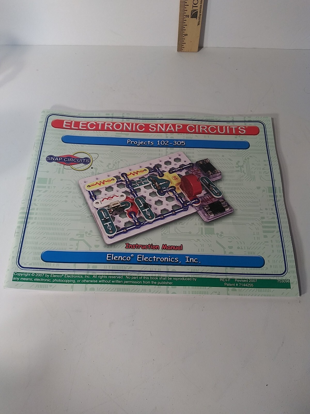Electronic Snap Circuits  Projects 102-305 Instruction Manual 2012