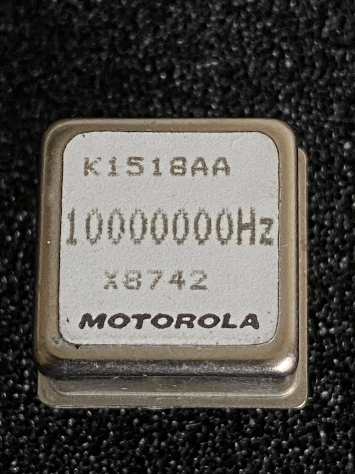 MOTOROLA 10.00000 MHz OCXO small size .7" x .7" x.45"  New