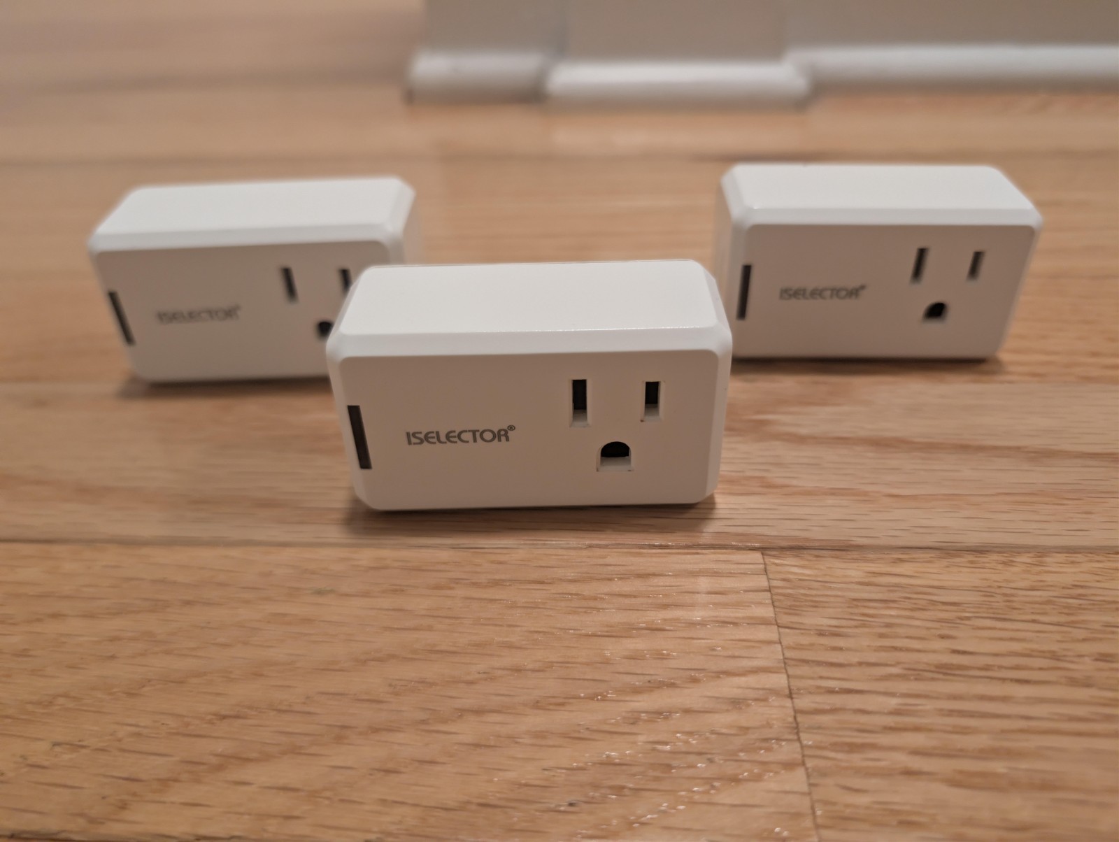 3 pack of Iselector WIFI Smart Plug SM-PW702 - Alexa & Google supported