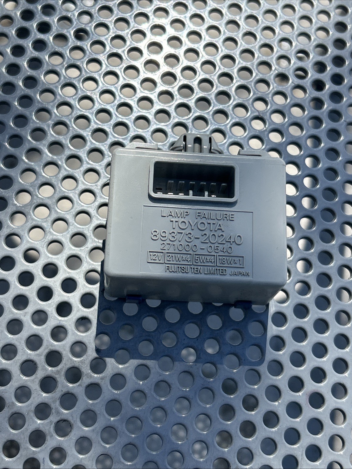 1999-2003 LEXUS RX300 LAMP FAILURE RELAY CONTROL MODULE 89373-20240 OEM
