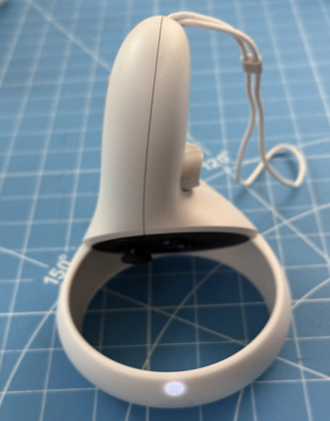 Genuine Meta Oculus Quest 2 Controller RIGHT Hand Controller only
