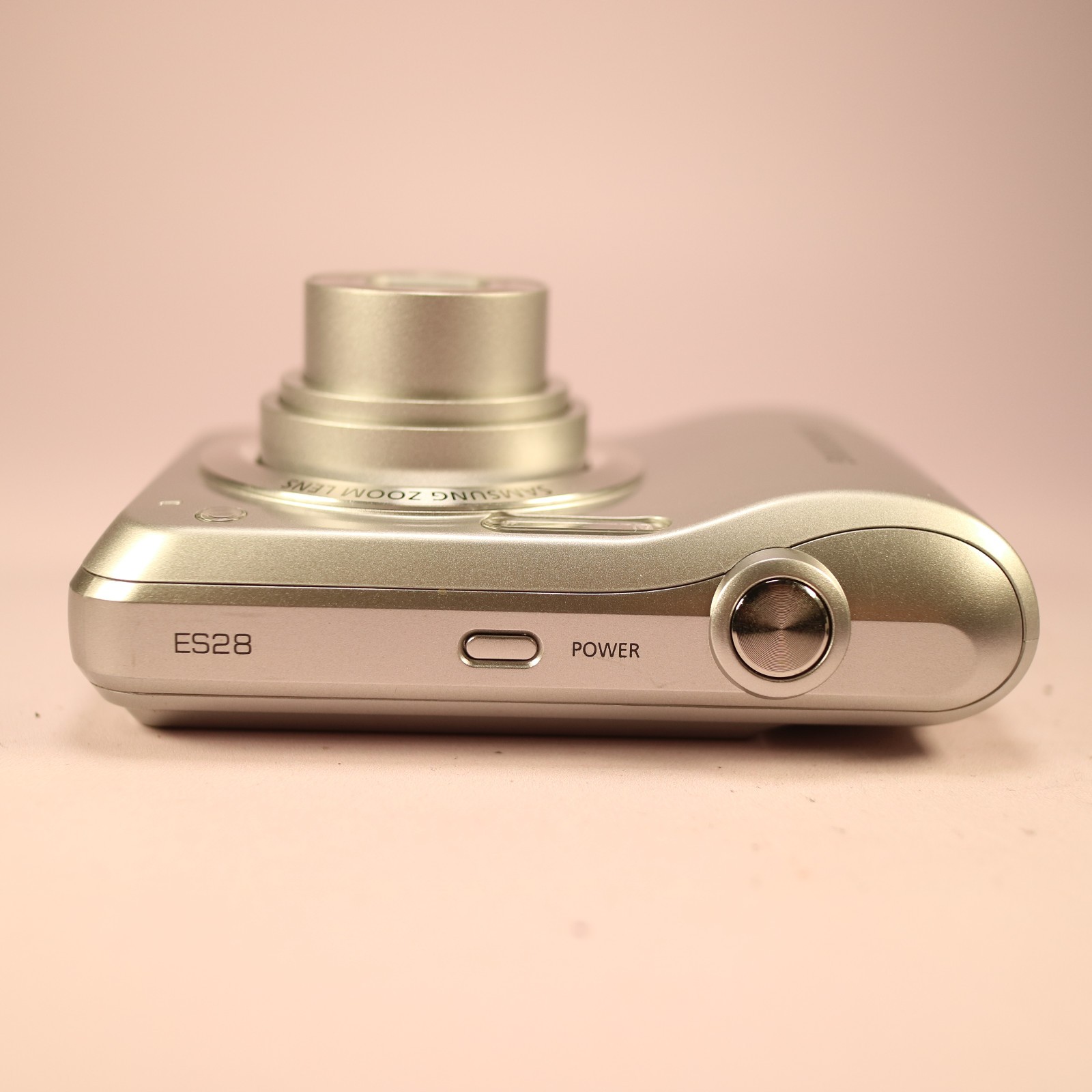 Samsung Digital Camera ES28 12.2MP Silver Tested