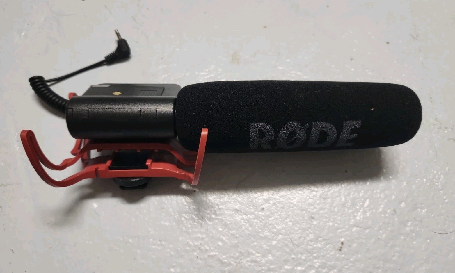 Rode VideoMic Camera-Mount Shotgun Microphone with Rycote Lyre Shock Mounting