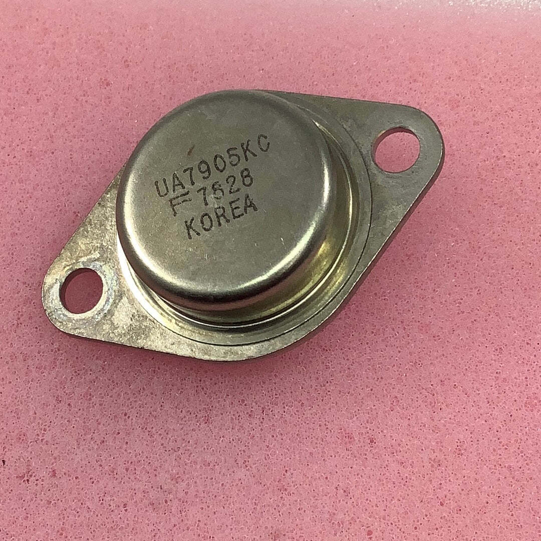 UA7905KC - FAIRCHILD (-)5.0V 1.5A Negative Voltage Regulator