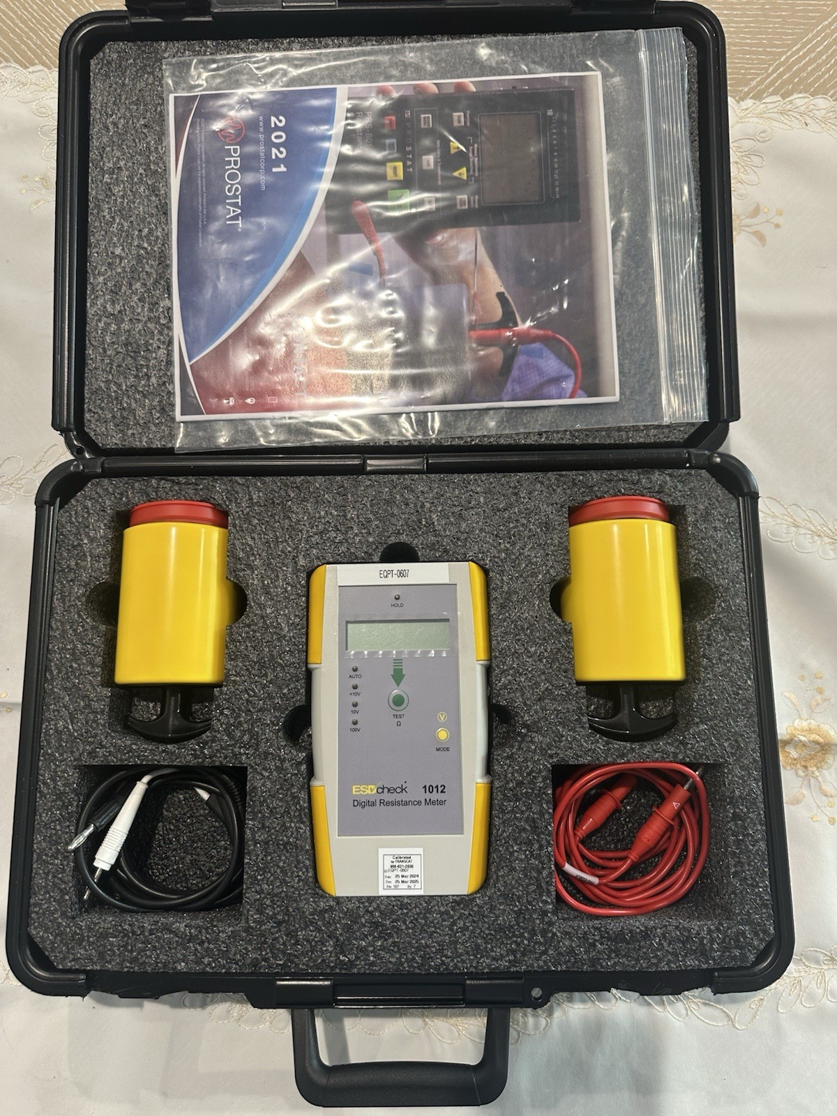 ESD Check 1000 Surface Resistance Kit w/ ESD Check 1012 Digital Resistance Meter