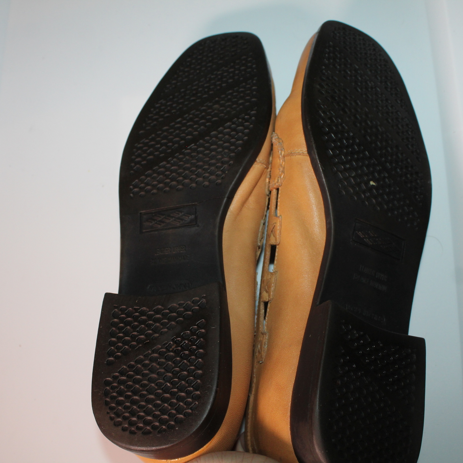 CC Hughes Cute Leather Flats Tan Size 11M *SH