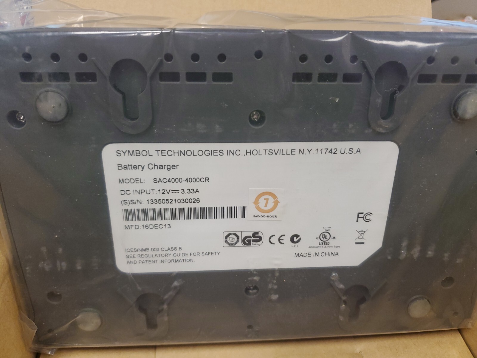 SAC4000-4000CR 4 Slot Battery Charger NO POWER SUPPLY    #T33