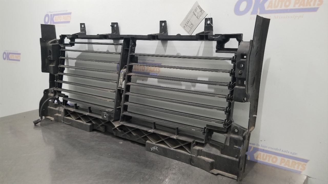 22 CHEVY SILVERADO 1500 CLASSIC UPPER AIR SHUTTER 2.7L